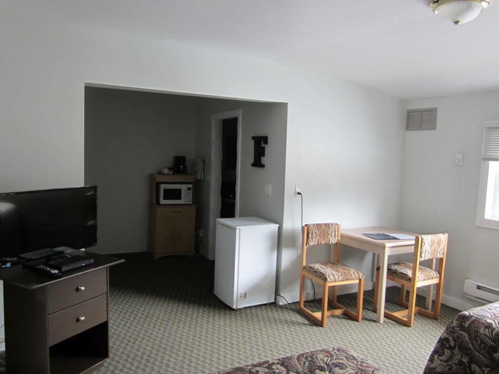 Bell Mountain Motel Mcbride Zewnętrze zdjęcie